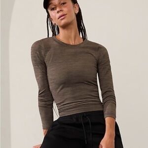 Athleta Renew Seamless Crewneck Top